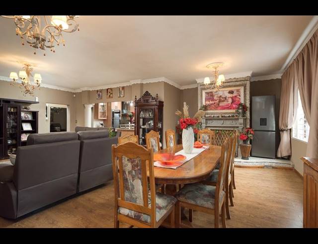 4 BEDROOM HOUSE FOR SALE IN BRACKENHURST